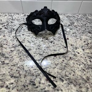 black glitter detailed masquerade mask